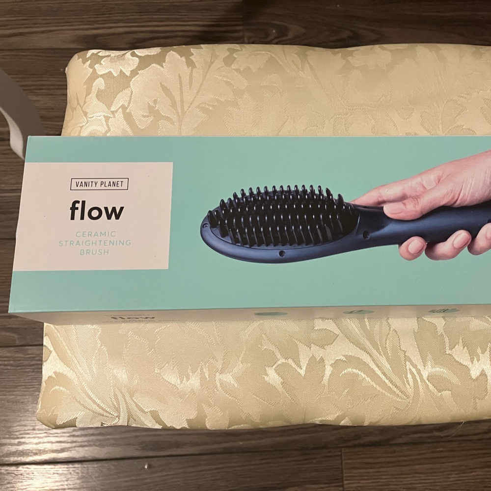 Vanity Planet Hair Straightening Brush